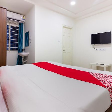 Super Hotel O Qualia Inn Kondapur Near Botanical Garden Гайдарабад Екстер'єр фото